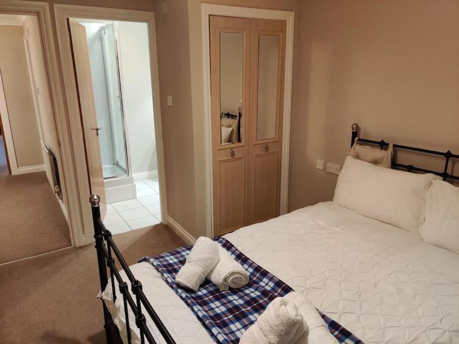 Next To The Palace And Royal Mile With Parking Edinburgh Dış mekan fotoğraf