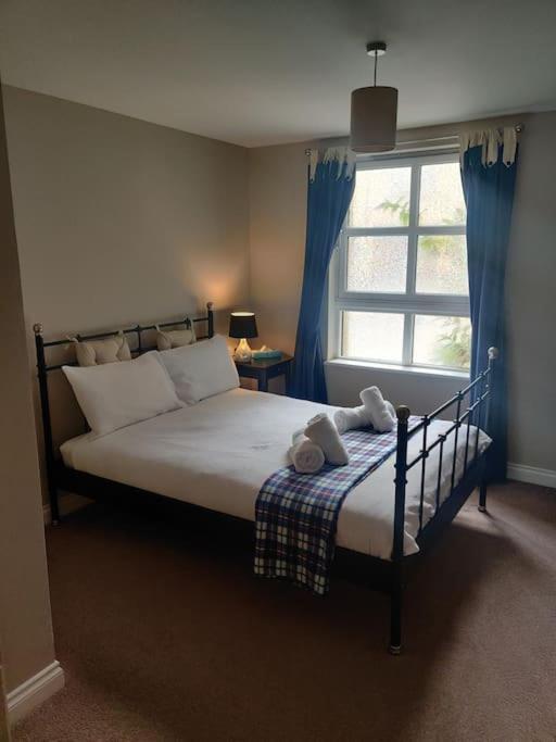 Next To The Palace And Royal Mile With Parking Edinburgh Dış mekan fotoğraf